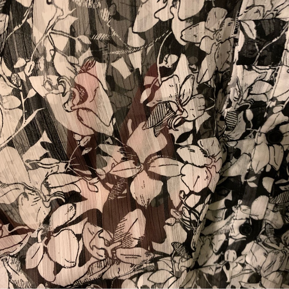 Tommy Hilfiger Floral Blouse Size Small Black & White - Picture 4 of 4